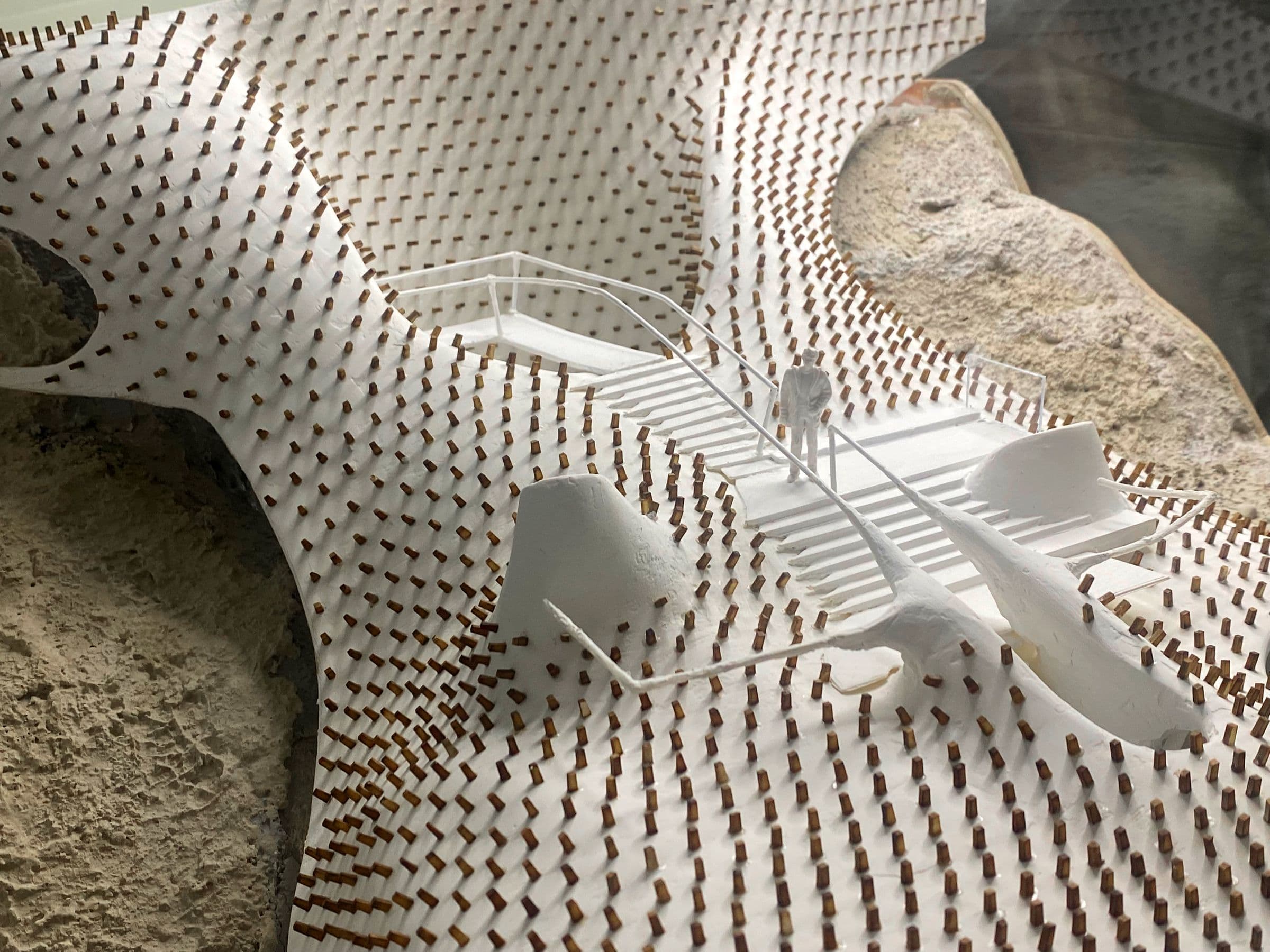 House on the Cliff II, Model, detail